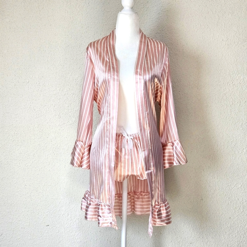 Pink stripped short robe w/ shorts - Small
